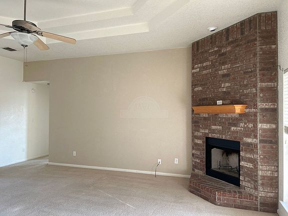 3rd image of 2408 Wisteria Ln