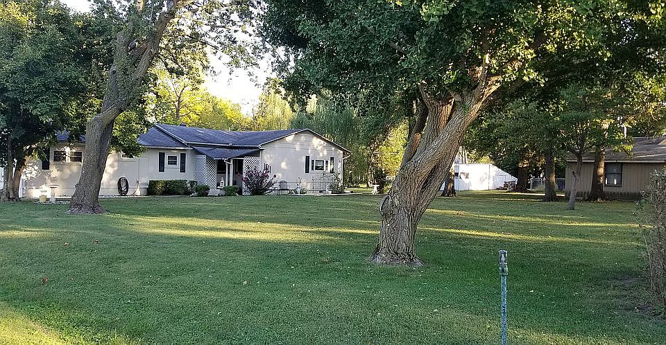 West facing front veiw