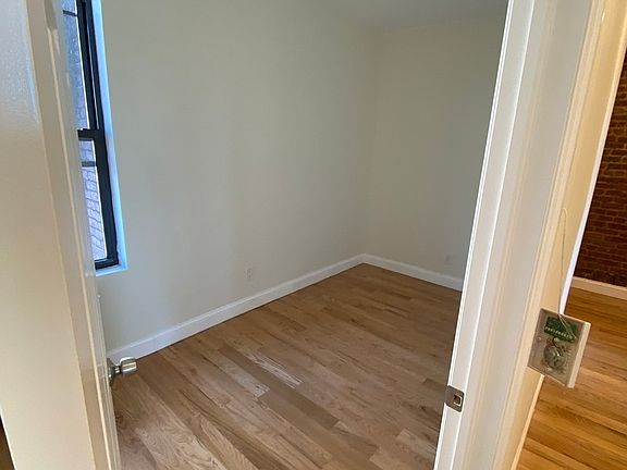 3rd image of 600 W 183rd St #64
