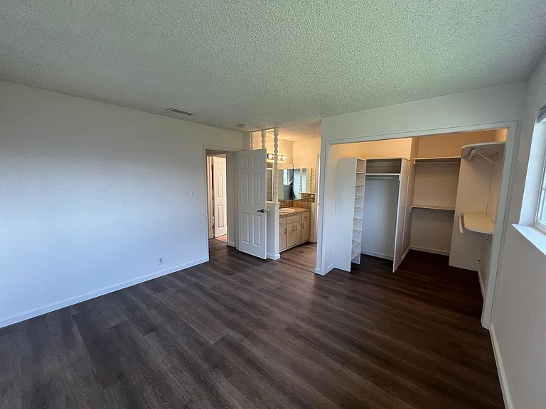 838 El Dorado St — Photo 25