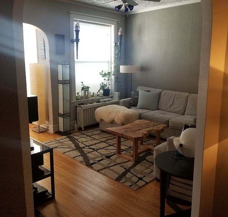 1st image of 2536 W Eastwood Ave #1