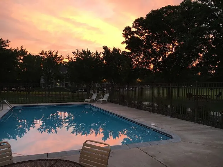 Plymouth Ponds Apartments — Photo 16