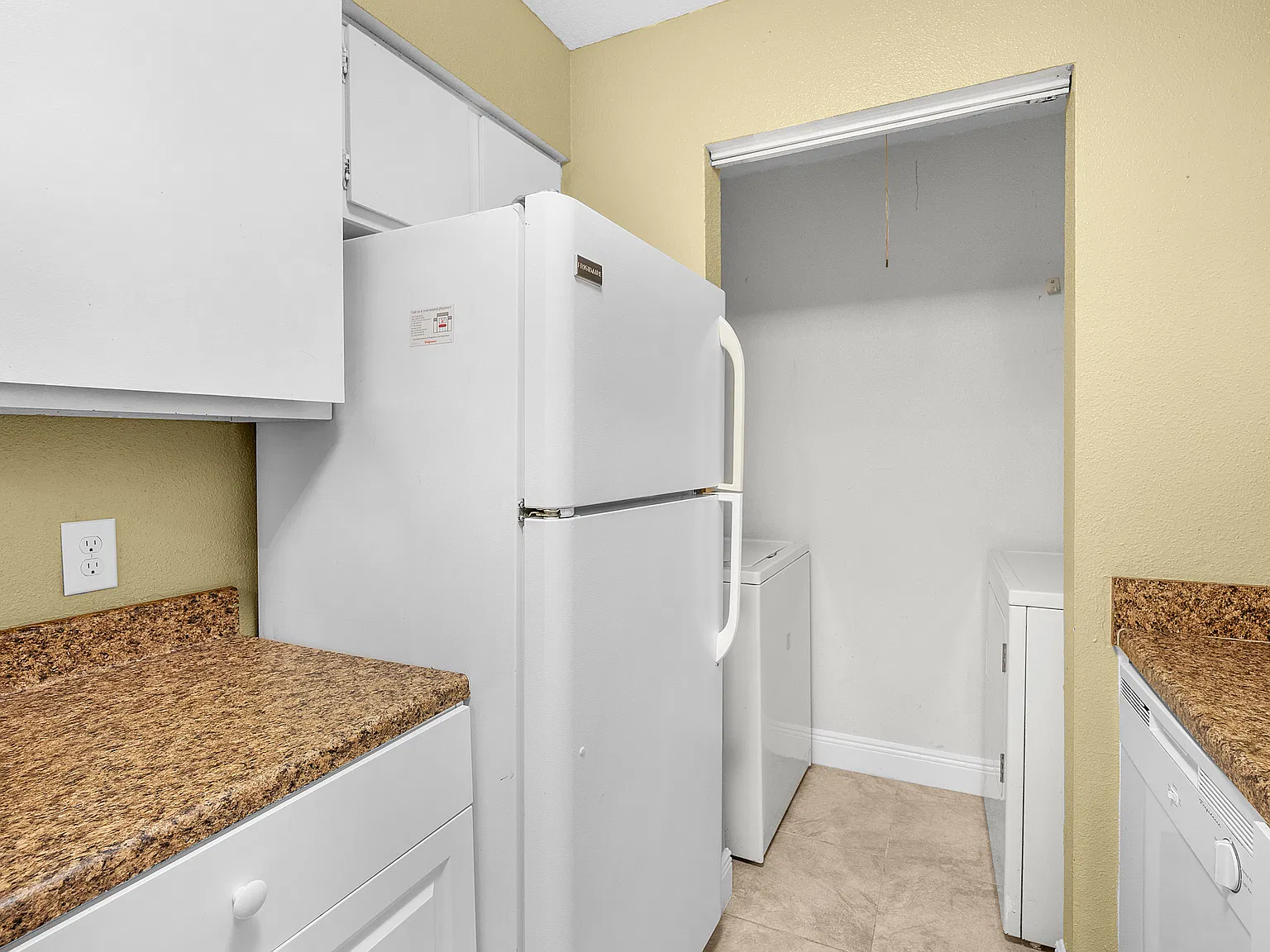 1 bed, 560 sqft, $950 — Photo 2