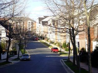 127 Hart Rd, Gaithersburg, MD 20878