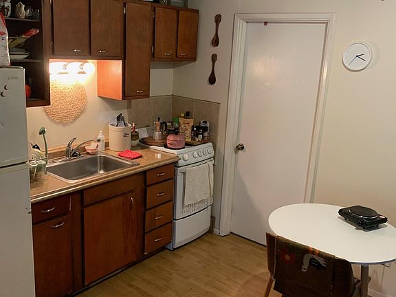 The kitchen at a side angle