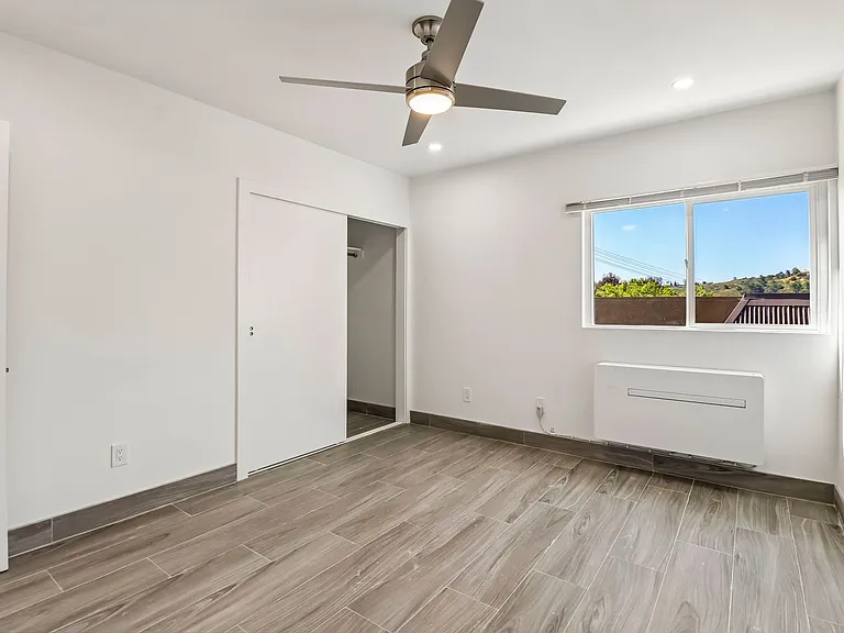 Garrison Townhome Apartments — Photo 42