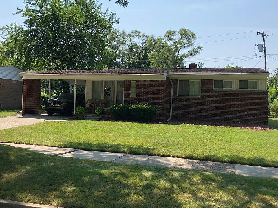 2nd image of 23041 Eastwood Ave
