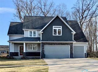 7859 Pilliod Rd, Holland, OH 43528