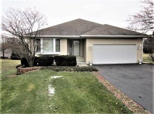 821 Pitcairn Ct, Davis, IL 61019