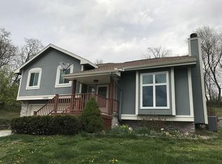 54305 230th St, Glenwood, IA 51534