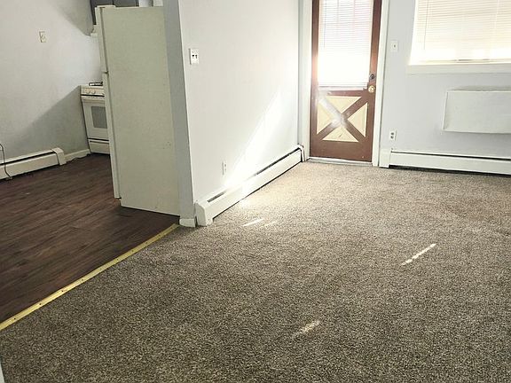 5th image of 12-20 E Cumberland St #12-1