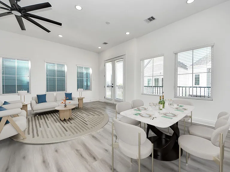 3010 Jensen Springs Ln — Photo 12