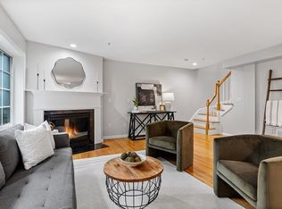 7 Conant Rd APT 45, Winchester, MA 01890