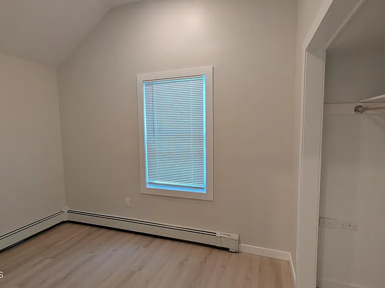 20 Howard Ave #B — Photo 7