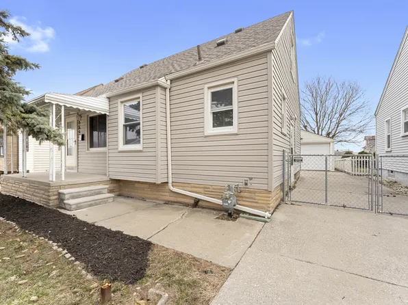 4669 17th St, Wyandotte, MI 48192