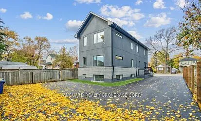 Building Photo - 1937 Lawrence Ave W #2