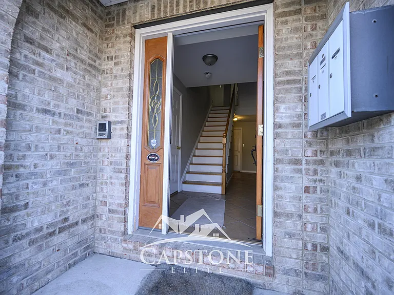 255-257 Nj Railroad Ave #2-3 — Photo 8