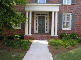 1530 Heritage Trl, Roswell, GA 30075