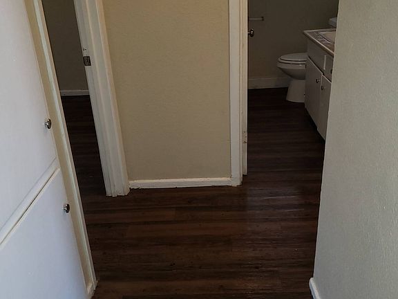 4th image of 1706 E Dartmouth St APT A
