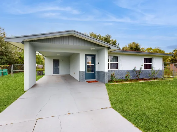 915 NW 9th Street, Okeechobee, FL 34972