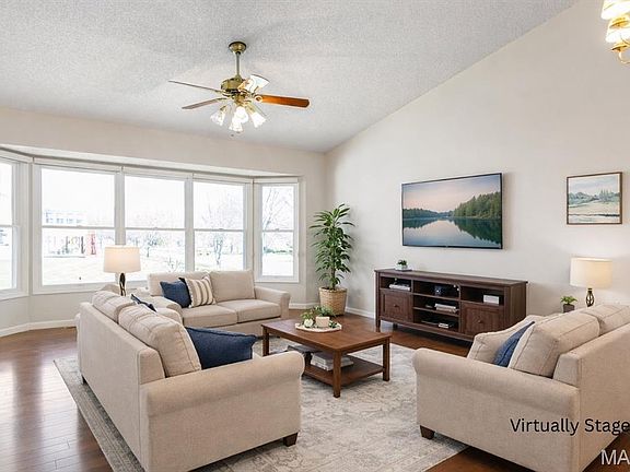 5th image of 2166 Farnsworth Dr #1446B