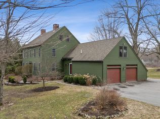 11 McQuillians Hill Dr, Gorham, ME 04038