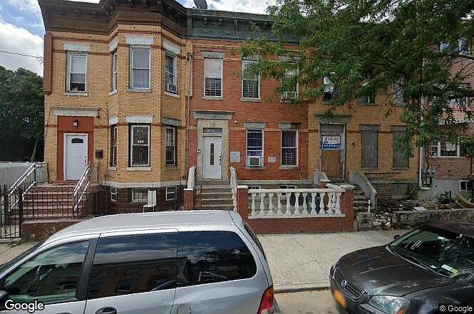 1st image of 104-54 164th St