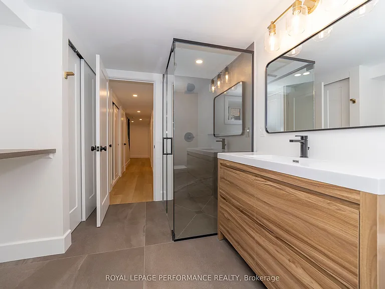 19 Monk St #1 — Photo 27