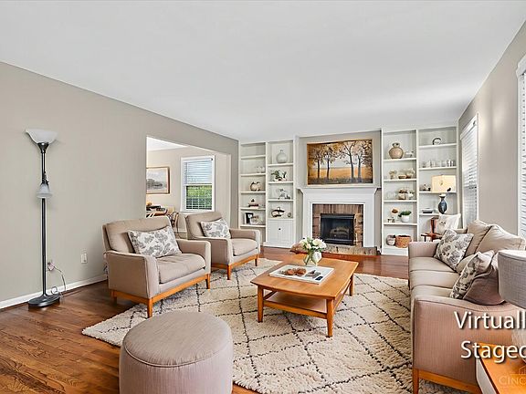 2nd image of 33 Creekwood Sq