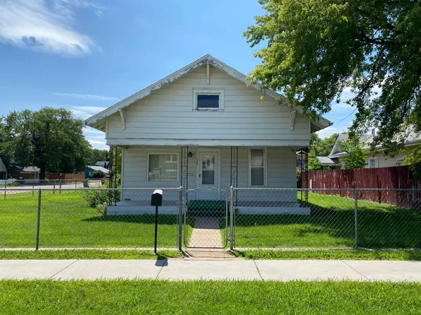 520 W 4th St, Colby, KS 67701