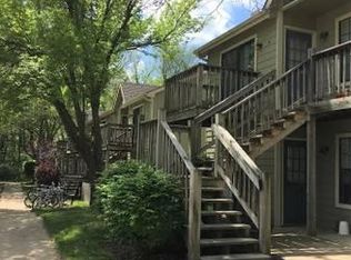 230 Mount Hope Ct APT C10, Lawrence, KS 66044