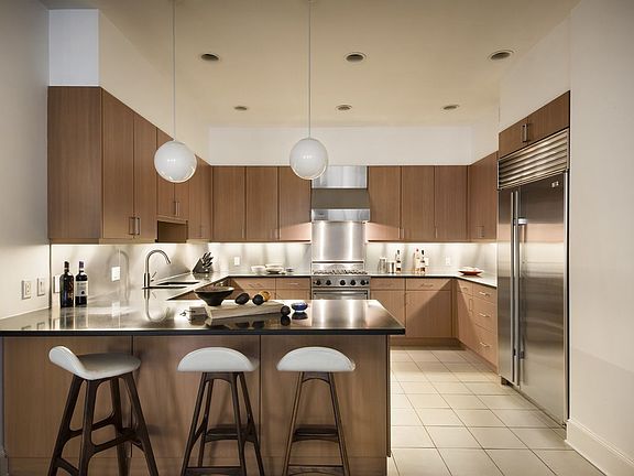 3rd image of 9 Murray St APT 7SE