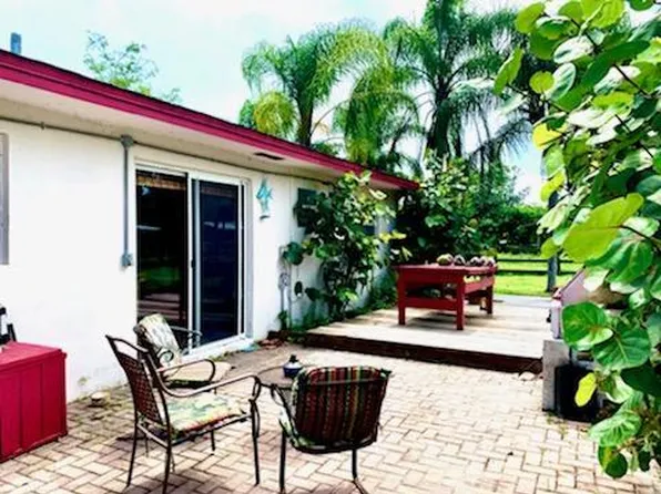 (undisclosed Address), Loxahatchee, FL 33470