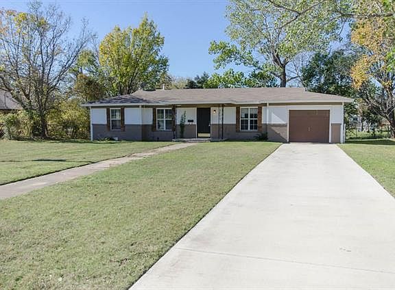 4th image of 3109 Ray Ct