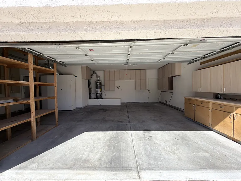 7620 Marluna Ct — Photo 23