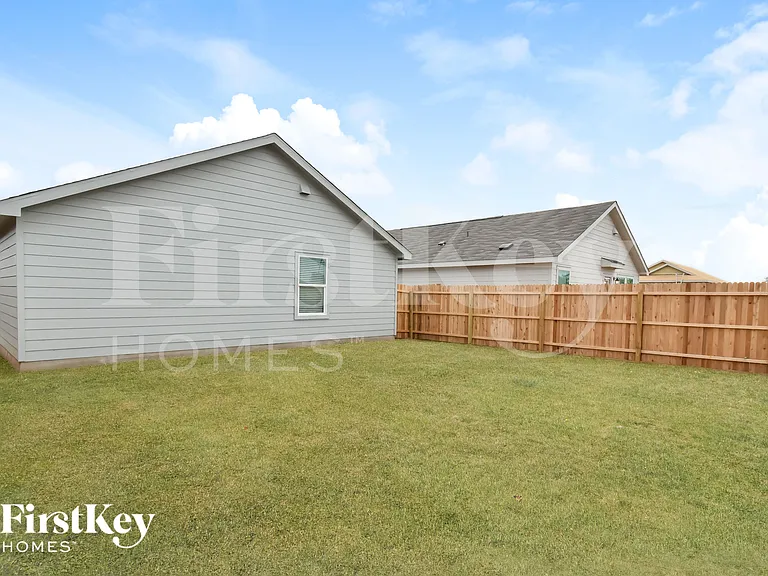 5107 Hornbeck Hts — Photo 14