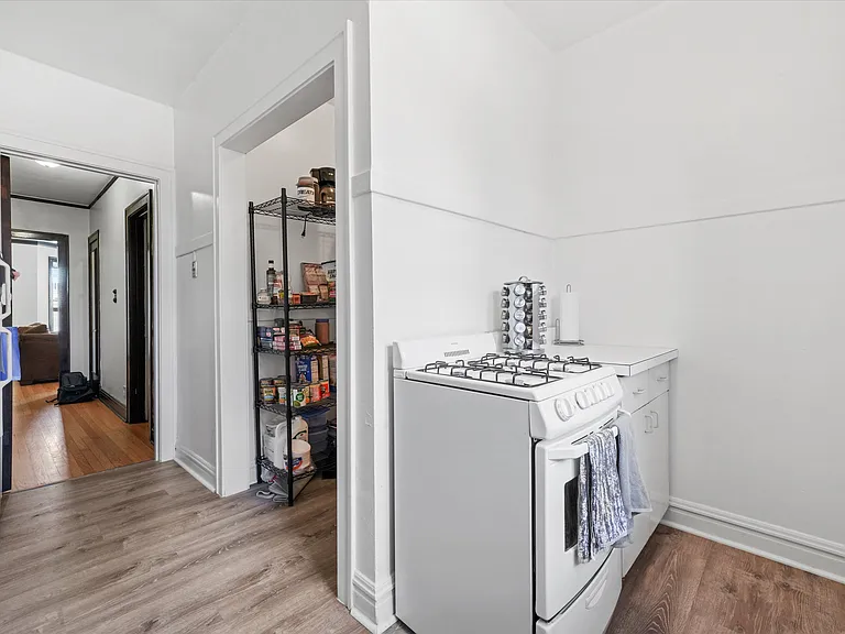 32 Lawton Rd #2 — Photo 12