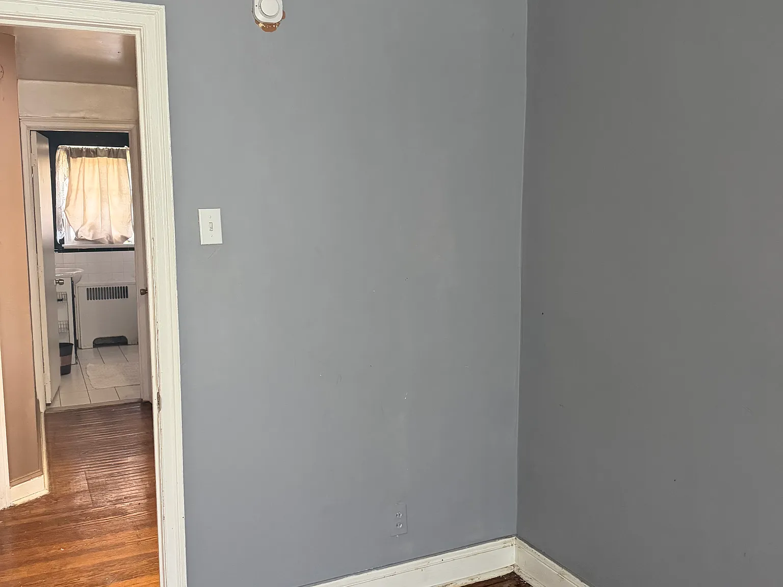 3 bed, 1200 sqft, $1,700 — Photo 1