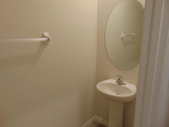 3rd image of 748 Barclay Wood Dr