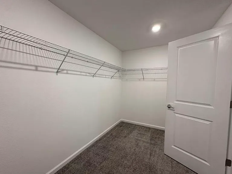 4295 Blackshear Ct — Photo 12