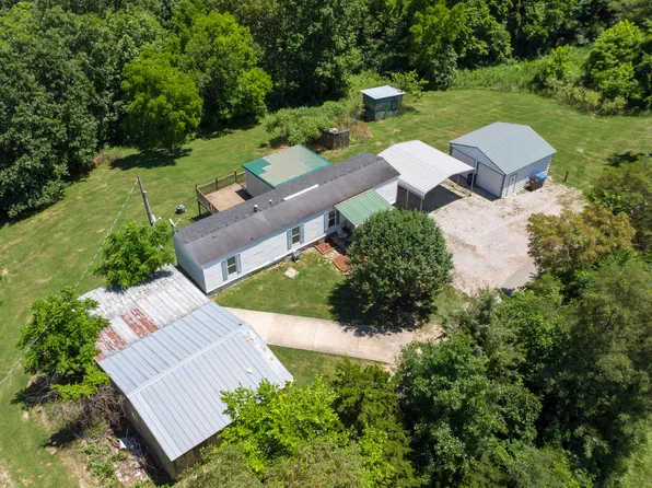 105 Rose Ln, Corinth, KY 41010