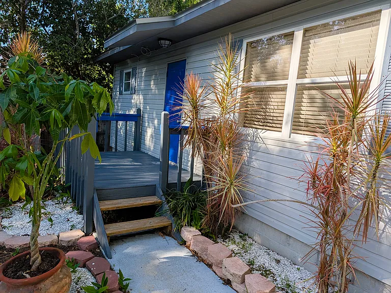 4031 Iola Dr — Photo 27