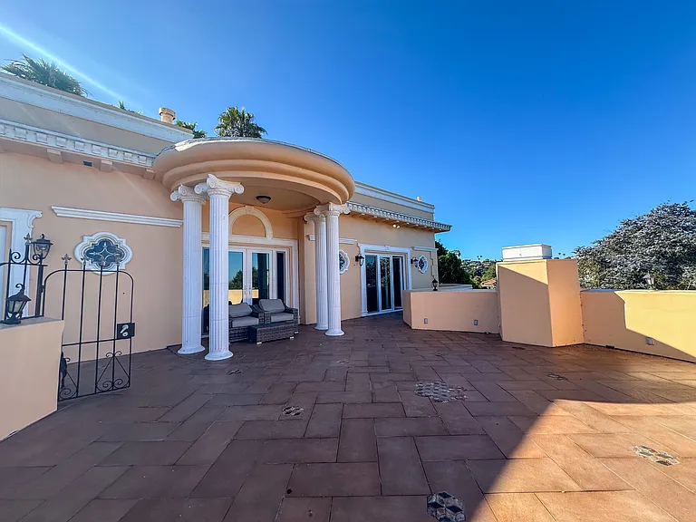 854 Miramonte Dr — Photo 22