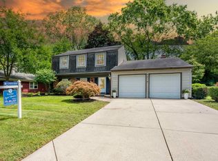 4918 Danbury Dr, Troy, MI 48085