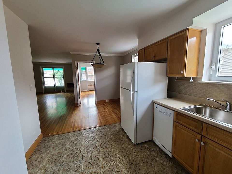 1st image of 33-35 29th St #Top