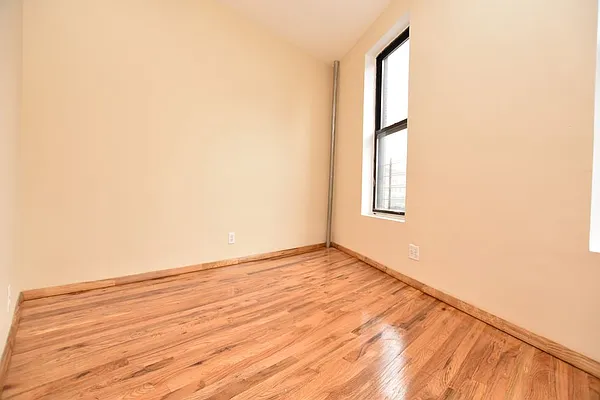 Rented by Bold New York | media 16