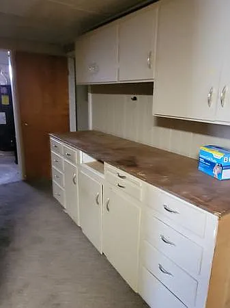 208 Horrocks Dr — Photo 10