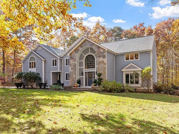 23 Hawthorne Road, Windham, NH 03087