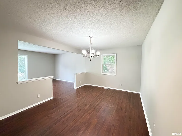 122 W Morningside Dr — Photo 17