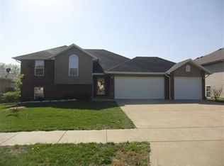3983 S El Salvador Ave, Springfield, MO 65807
